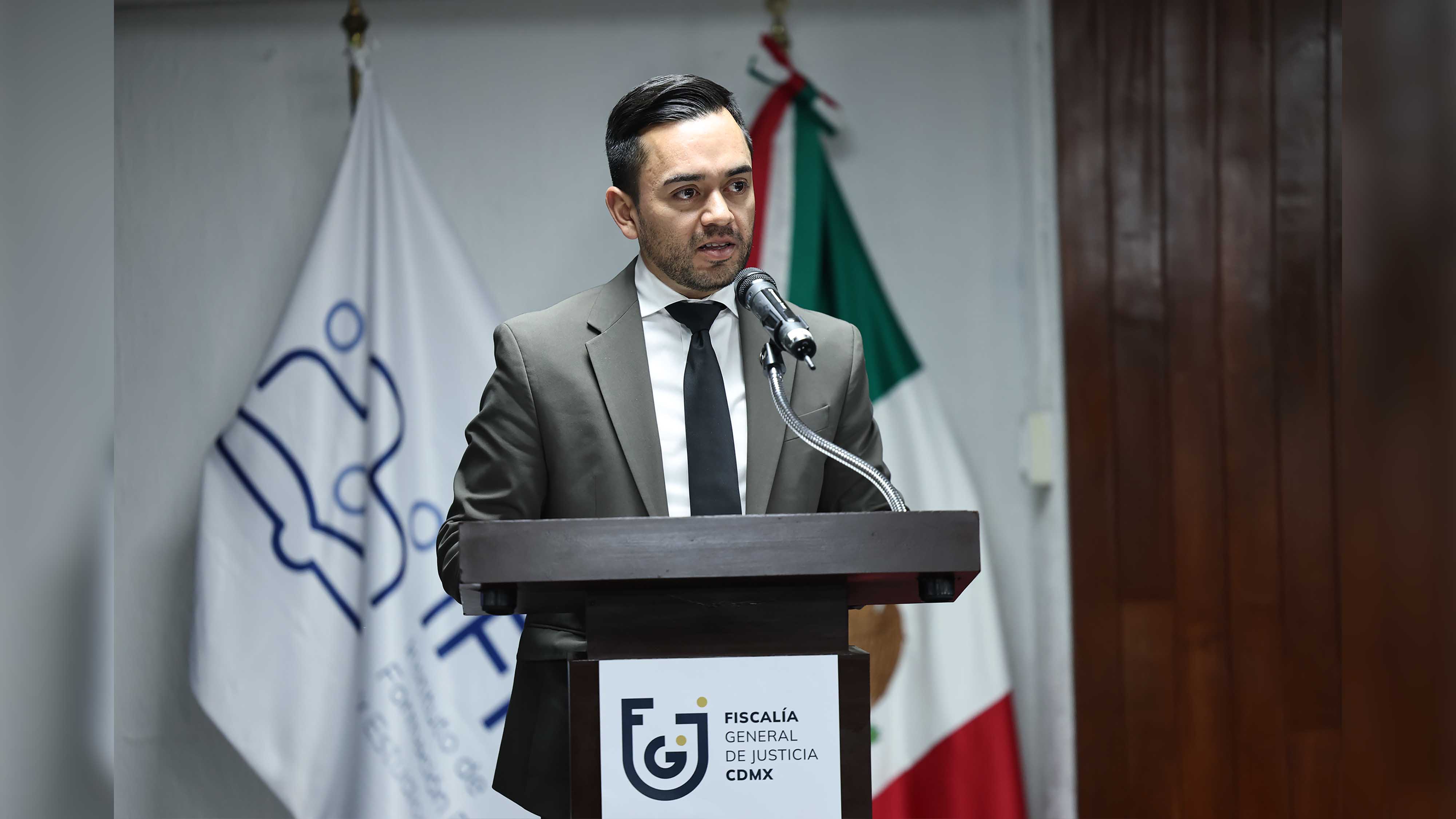 Inauguración Programa especializado en litigación oral 1.jpg