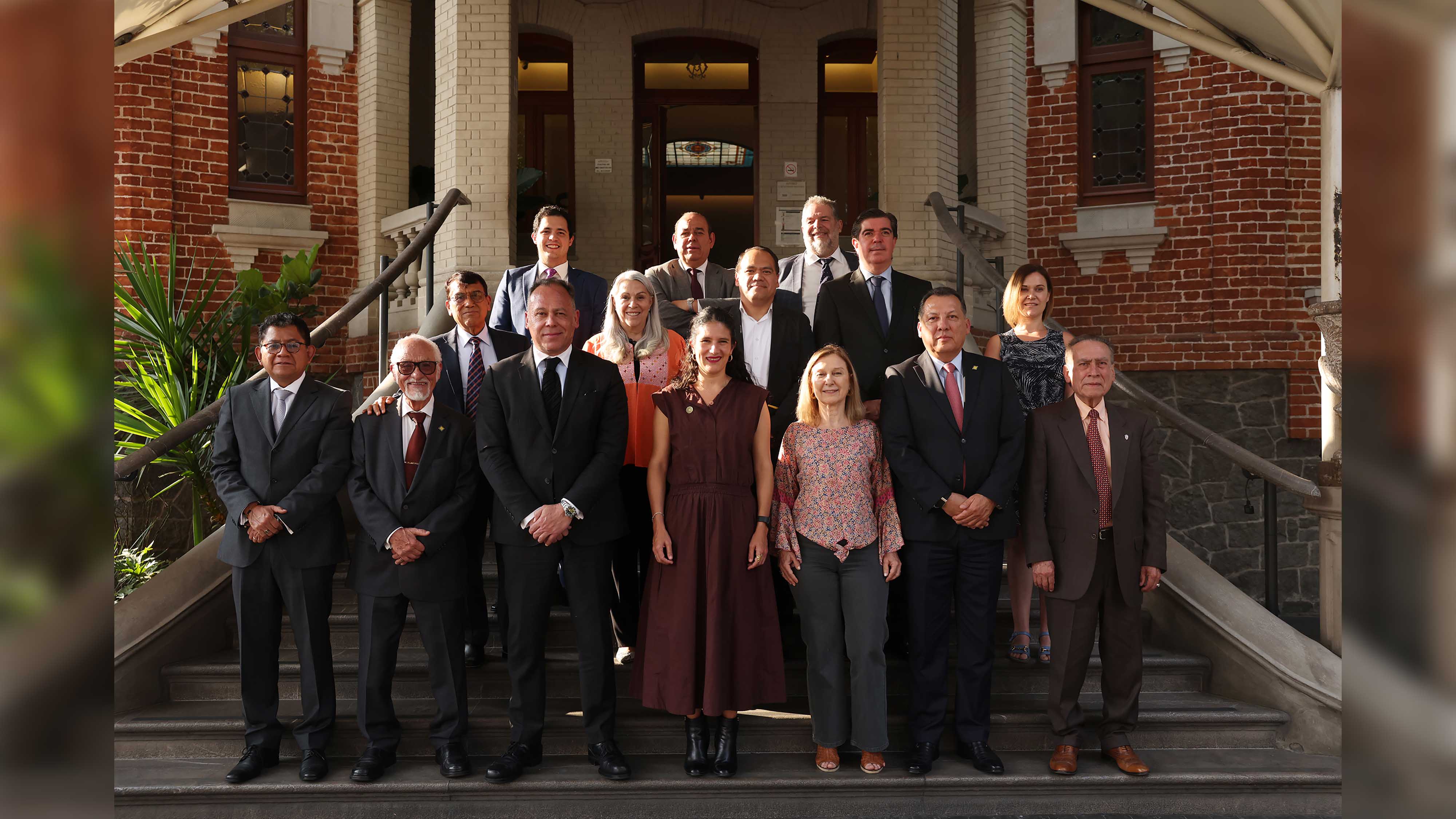 Sesión de la Academia Mexicana de Ciencias Penales 10.jpg